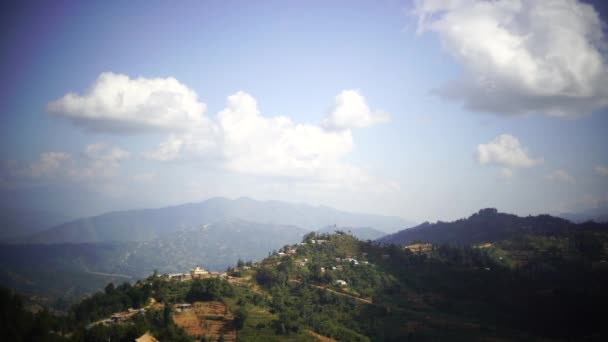 Bulutların üzerinde dağ Himalayaların vadisinde Nepal Timelapse 4 k aralığı — Stok video