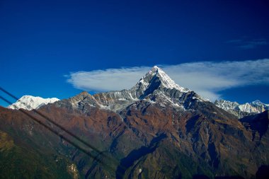 Machapuchare dağın Fishtail Himalayalar aralığı Nepal