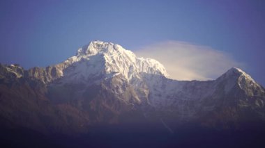 Annapurna Güney tepe ve pass Himalaya dağlarında Annapurna bölge, Nepal
