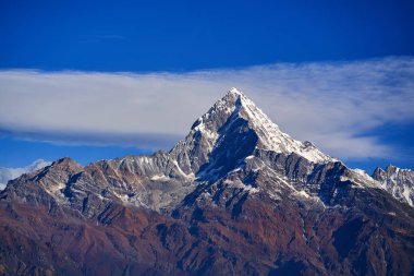 Machapuchare dağın Fishtail Himalayalar aralığı Nepal