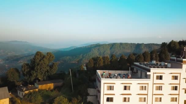 Antico monastero buddista in Himalaya Nepal dall'aria — Video Stock