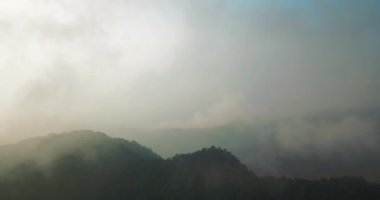 Annapurna ve Machapuchare dağ Fishtail Himalayalar Nepal 4 k havadan aralığı