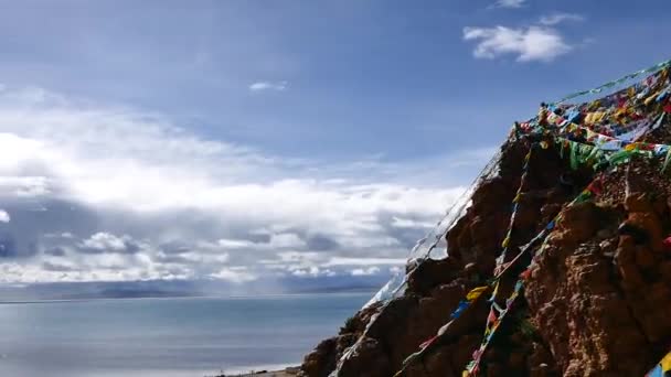 Гірські озера Manasarovar Гімалаї Тибет — стокове відео