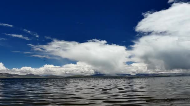 Horské Jezero Manasarovar Leží 590 Metrů Nad Hladinou Moře Manasarovar — Stock video
