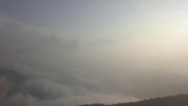 Machapuchare Fishtail montaña en la cordillera del Himalaya Nepal desde el aire 4K — Vídeos de Stock