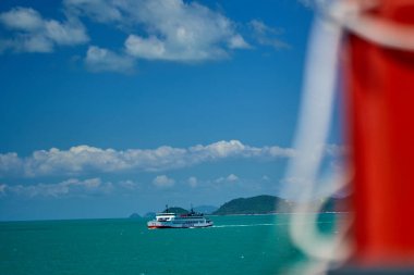 Tayland mavi denizde Tekne