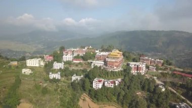 Eski Budist manastır Himalayalar Nepal--dan soluduğumuz hava