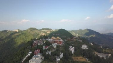 Eski Budist manastır Himalayalar Nepal--dan soluduğumuz hava