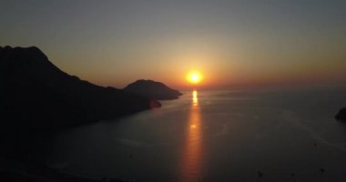 Sunrise siluet sahilde Türkiye