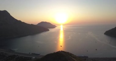 Sunrise siluet sahilde Türkiye