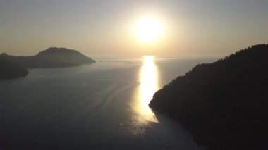 Sunrise siluet sahilde Türkiye