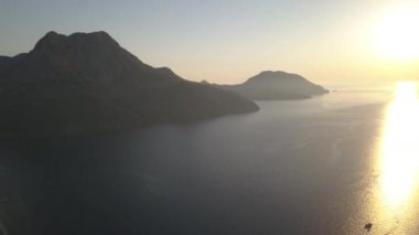 Sunrise siluet sahilde Türkiye