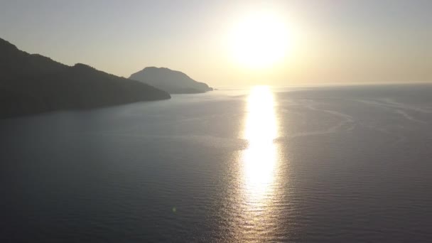 Silueta del amanecer en la playa Turquía — Vídeos de Stock