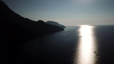 Sunrise siluet sahilde Türkiye