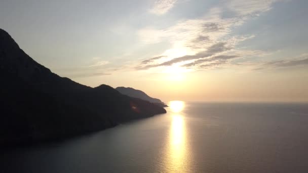 Sonnenaufgang Silhouette am Strand Türkei — Stockvideo