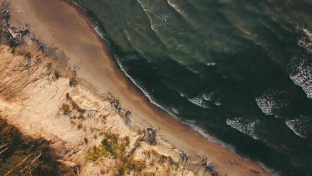 Tramonto vicino alla costa Mar Baltico Jurkalne Vista aerea Lettonia — Video Stock