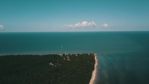 Vista aérea del cabo Kolka, Mar Báltico, Letonia — Vídeos de Stock