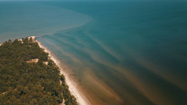 Vista aérea do cabo Kolka, mar Báltico, Letónia — Fotografia de Stock