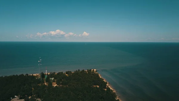 Vista aérea do cabo Kolka, mar Báltico, Letónia — Fotografia de Stock