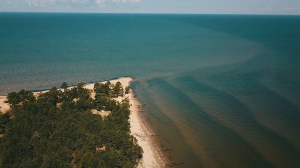 Luchtfoto van Kaap Kolka, Oostzee, Letland — Stockfoto