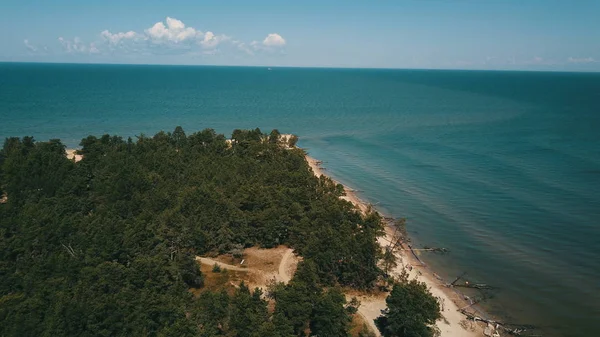 Пташиного польоту мис Колька, Балтійського моря, Латвія — стокове фото