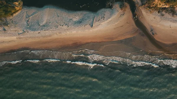 Tramonto vicino alla costa Mar Baltico Jurkalne Vista aerea Lettonia — Foto Stock