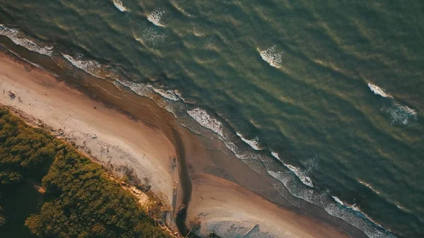 Tramonto vicino alla costa Mar Baltico Jurkalne Vista aerea Lettonia — Foto Stock