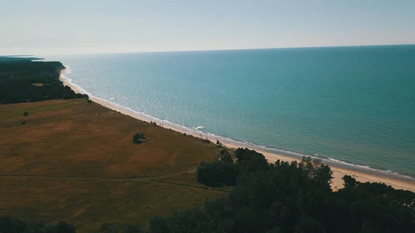 Vista aérea de la costa Jurkalne Mar Báltico Letonia —  Fotos de Stock