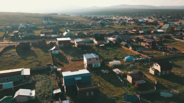 Baikalsee. olkhon Insel im Sommer Schamanka von Drohne — Stockvideo