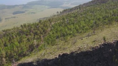 Sarma vadisi havadan Baykal gölü Sibirya görünümü