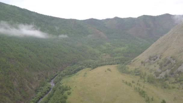 Vista del valle del Sarma Lago Baikal Siberia desde el aire — Vídeo de stock