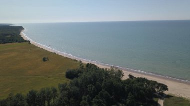 Jurkalne Baltık Denizi Letonya kıyı şeridi havadan görünümü