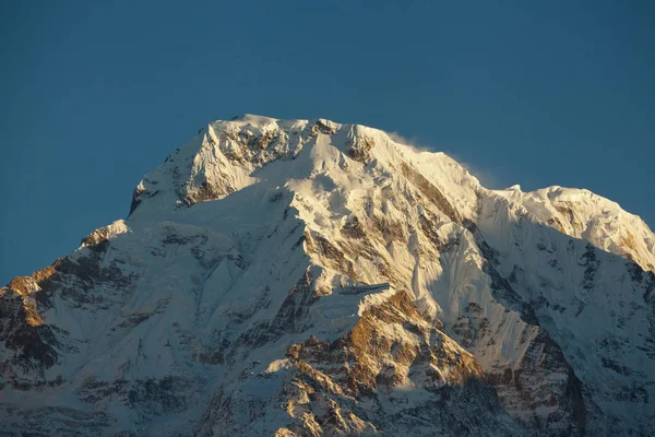 Annapurna Peak in the Himalaya range, Annapurna region, Nepal — Stock Photo, Image