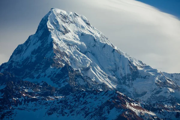 布尔纳山顶在喜马拉雅山范围, 布尔纳地区, 尼泊尔 — 图库照片