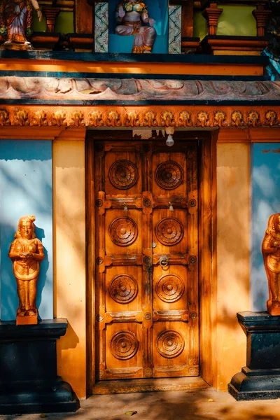 Kerala Hindistan 'daki Tapınakta Durga Antik Hint mimarisi — Stok fotoğraf