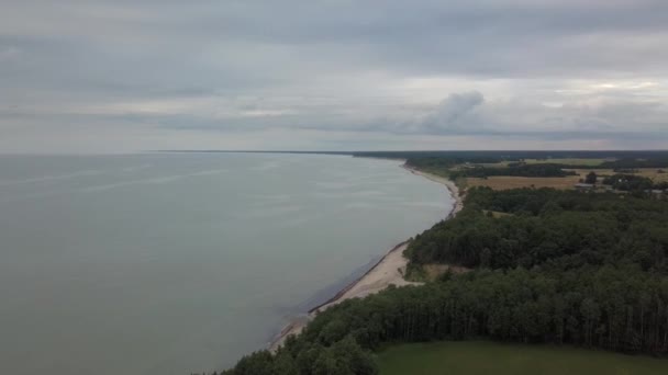 Побережье Балтийского моря Юркалне Вид с воздуха Латвия — стоковое видео