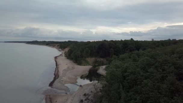 Побережье Балтийского моря Юркалне Вид с воздуха Латвия — стоковое видео