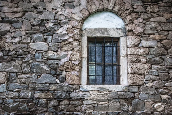 Pared Antigua Casa Piedra Con Ventana Para Diseño — Foto de Stock