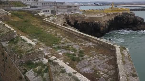 Imágenes Aéreas Una Hermosa Vista Del Puerto Fuerte Desde Arriba — Vídeo de stock