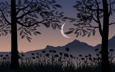 Ağaç silueti ve dağla güzel bir gece.