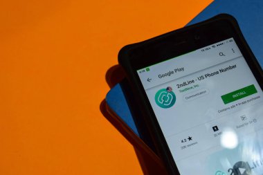 Bekasi, West Java, Endonezya. 9 Ocak 2019: 2ndline - bize numara dev app akıllı telefon ekranında telefon. 2ndline Textnow, Inc tarafından geliştirilen bir freeware web tarayıcıdır