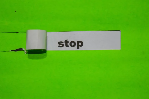 Zastavit Inspiraci Obchodní Koncepce Zelené Roztrženého Papíru — Stock fotografie