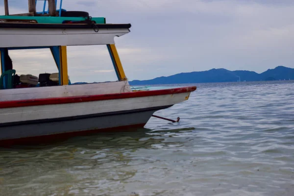 Uso Editorial Apenas Pesca Tradicional Barco Madeira Perto Ilha Pahawang — Fotografia de Stock