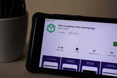 Bekasi, Batı Java, Endonezya. 5 Nisan 2019: Khan Academy: Smartphone ekranında ücretsiz öğrenme geliştirme uygulaması. Khan Academy, Khan Academy tarafından geliştirilen ücretsiz bir web tarayıcısıdır.