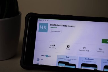 Bekasi, Batı Java, Endonezya. 5 Nisan 2019: akıllı telefon ekranında Healthkart alışveriş geliştirme uygulaması. Healthkart alışveriş Healthkart tarafından geliştirilen bir Freeware Web tarayıcısı