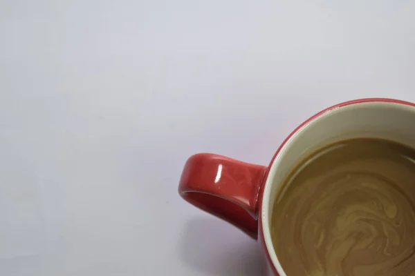 Gros Plan Café Cappuccino Chaud Dans Une Tasse Rouge Isolé — Photo