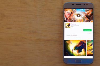 Bekasi, Batı Java, Endonezya. 3 Haziran 2019 : Akıllı Telefon ekranında Dino War dev uygulaması. Dino War Kingsgroup Holdings tarafından geliştirilen ücretsiz bir web tarayıcısıdır