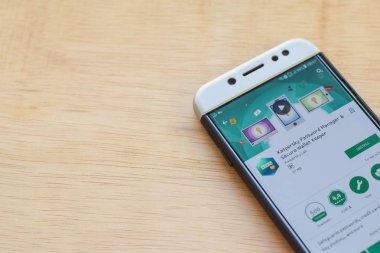Bekasi, Batı Java, Endonezya. 3 Haziran 2019 : Kaspersky Password Manager & Secure Wallet Keeper geliştirme uygulaması Smartphone ekranında. Kaspersky Lab tarafından geliştirilen bir ücretsiz web tarayıcısıdır