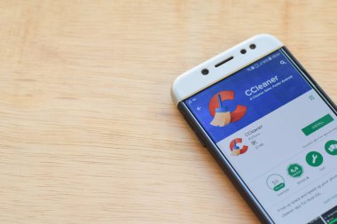 Bekasi, Batı Java, Endonezya. 3 Haziran 2019 : Akıllı Telefon ekranında Ccleaner dev uygulaması. Ccleaner piriform tarafından geliştirilen bir freeware web tarayıcısıdır