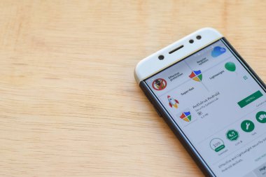 Bekasi, Batı Java, Endonezya. Haziran 3, 2019 : Smartphone ekranında Antivirus Android dev uygulaması. Antivirus Android Güvenlik Sistemi Lab tarafından geliştirilen bir freeware web tarayıcısıdır